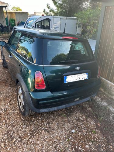 MINI essence, 2003, couleur verte, 162010 km
